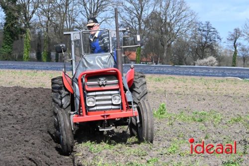 Oefenploegen bij aspergebedrijf Ten Broeke (04-04-2026)
