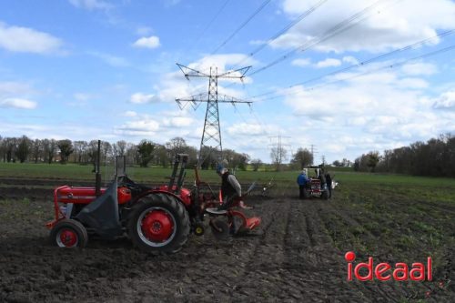 Oefenploegen bij aspergebedrijf Ten Broeke (04-04-2026)