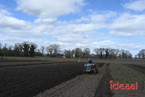 Oefenploegen bij aspergebedrijf Ten Broeke (04-04-2026)