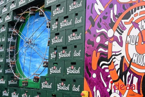 Vriendengroep De Heure bouwt carnavalswagen (01-02-2026)