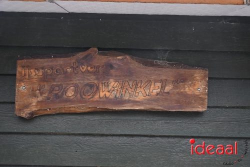 IJsbaan Roowinkel in Laren (27-12-2025)