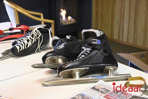 IJsbaan Roowinkel in Laren (27-12-2025)