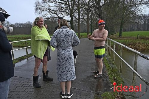 Nieuwjaarsduik bij Beekvliet (01-01-2026)