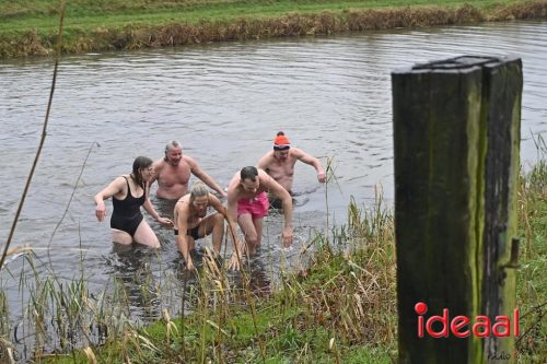 Nieuwjaarsduik bij Beekvliet (01-01-2026)