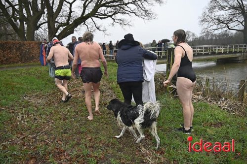 Nieuwjaarsduik bij Beekvliet (01-01-2026)