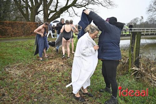 Nieuwjaarsduik bij Beekvliet (01-01-2026)