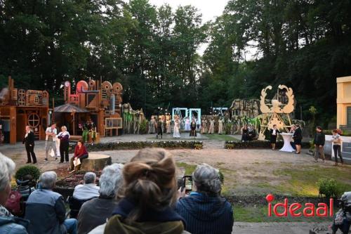 Openluchtspel Lochem Midzomernachtsdroom - deel 2 (19-06-2024)