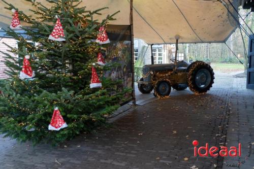 Midwinterhoorn blazen in Ruurlo (03-12-2023)