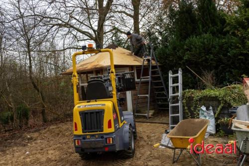 Vertrekkende campinggasten in Warnsveld (09-12-2023)