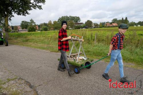 Optocht Veldhoeksfeest 2023 - deel 2 (23-09-2023)