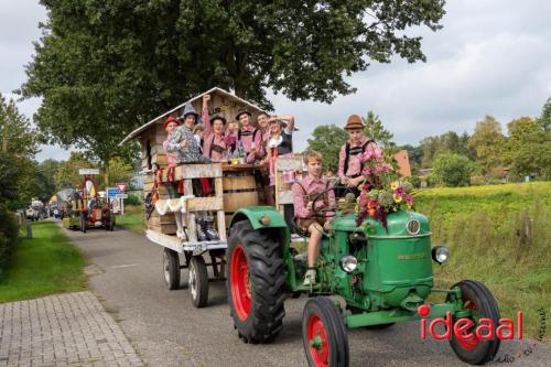 Optocht Veldhoeksfeest 2023 - deel 2 (23-09-2023)