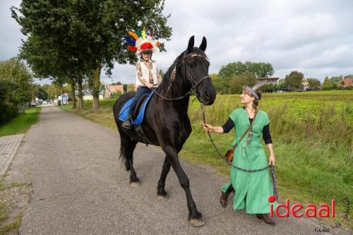 Optocht Veldhoeksfeest 2023 - deel 2 (23-09-2023)