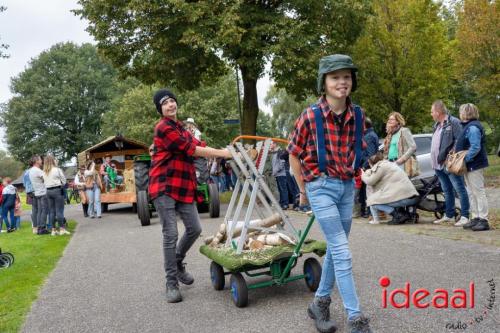 Optocht Veldhoeksfeest 2023 - deel 2 (23-09-2023)