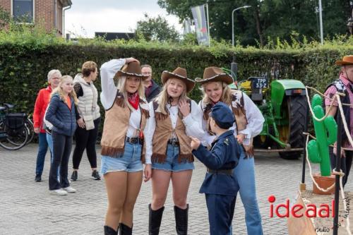 Optocht Veldhoeksfeest 2023 - deel 1 (23-09-2023)