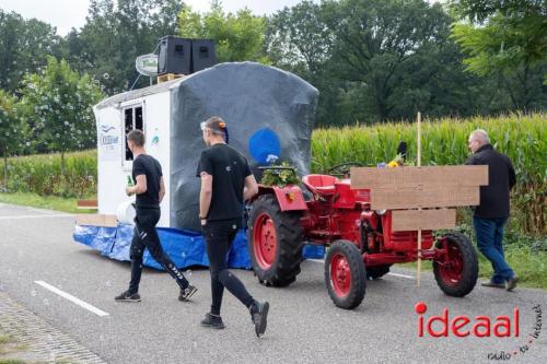 Optocht Veldhoeksfeest 2023 - deel 1 (23-09-2023)