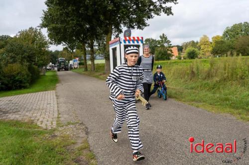 Optocht Veldhoeksfeest 2023 - deel 1 (23-09-2023)