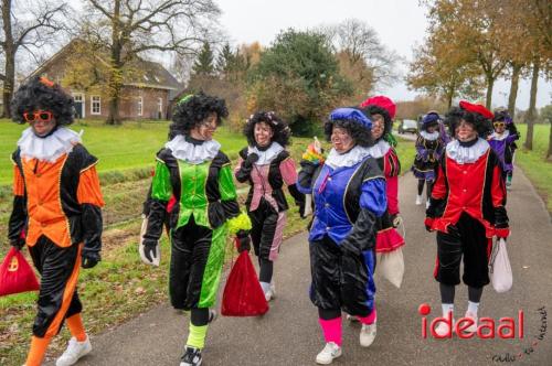 Sinterklaasintocht in Keijenborg - deel 1 (23-11-2024)
