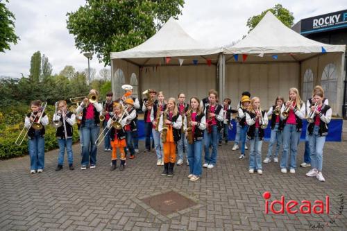 Koningsdag in Warnsveld - deel 2 (27-04-2024)