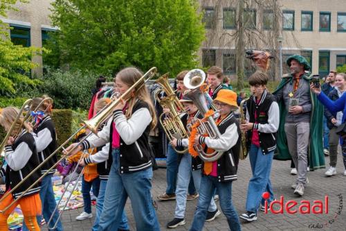 Koningsdag in Warnsveld - deel 2 (27-04-2024)