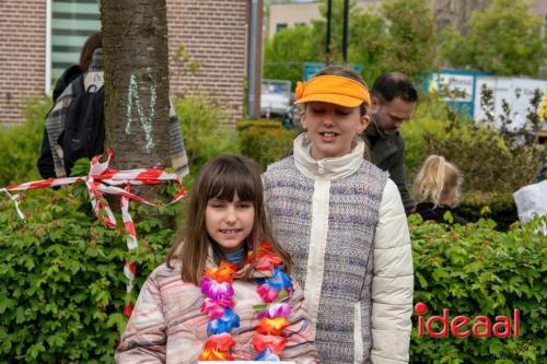 Koningsdag in Warnsveld - deel 1 (27-04-2024)