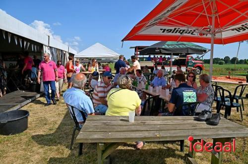 Groots feest in buurtschap Nettelhorst (17-06-2023)